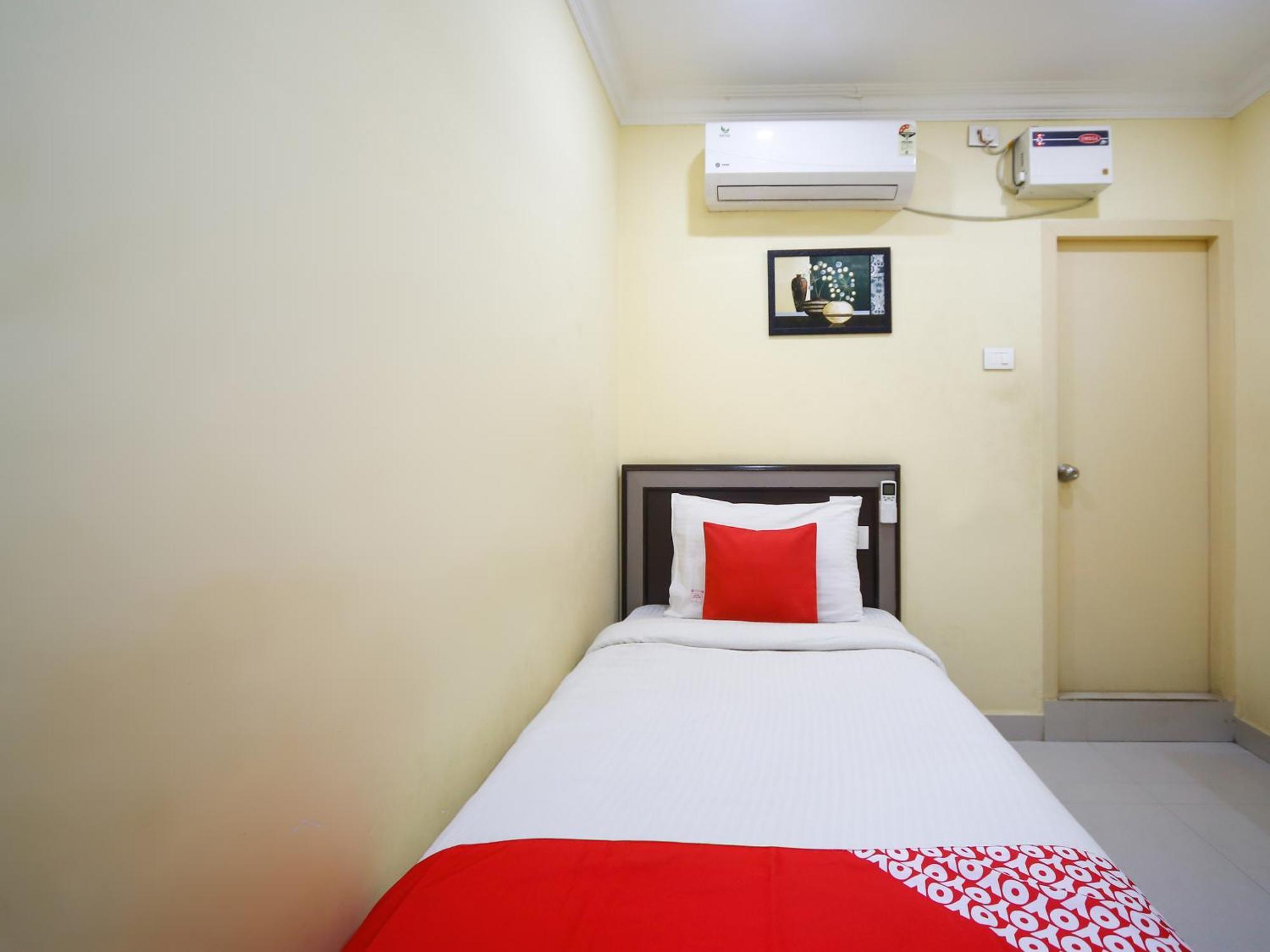Hotel Salbala Inn - Near Airport Ченнаи Экстерьер фото