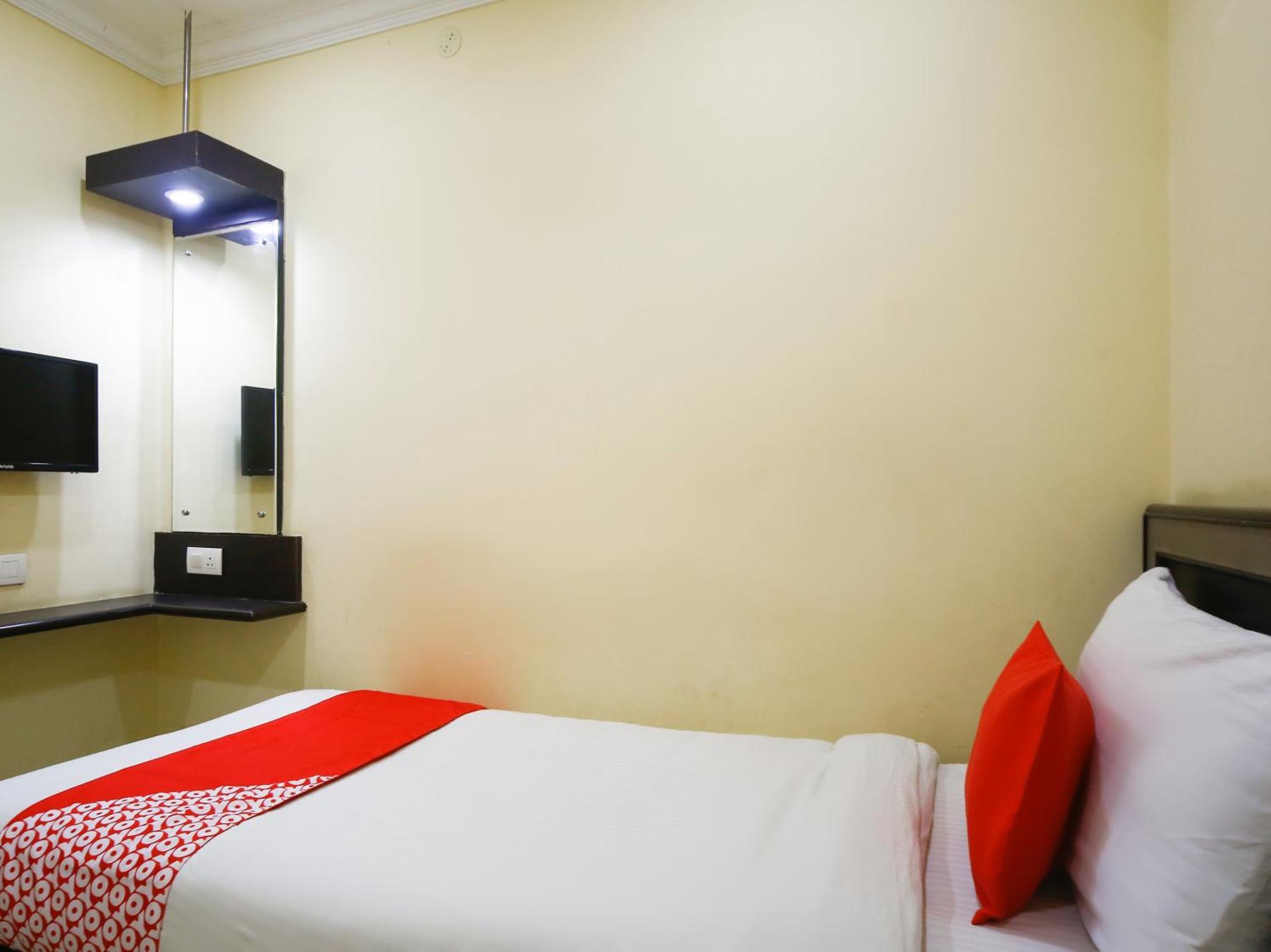 Hotel Salbala Inn - Near Airport Ченнаи Экстерьер фото