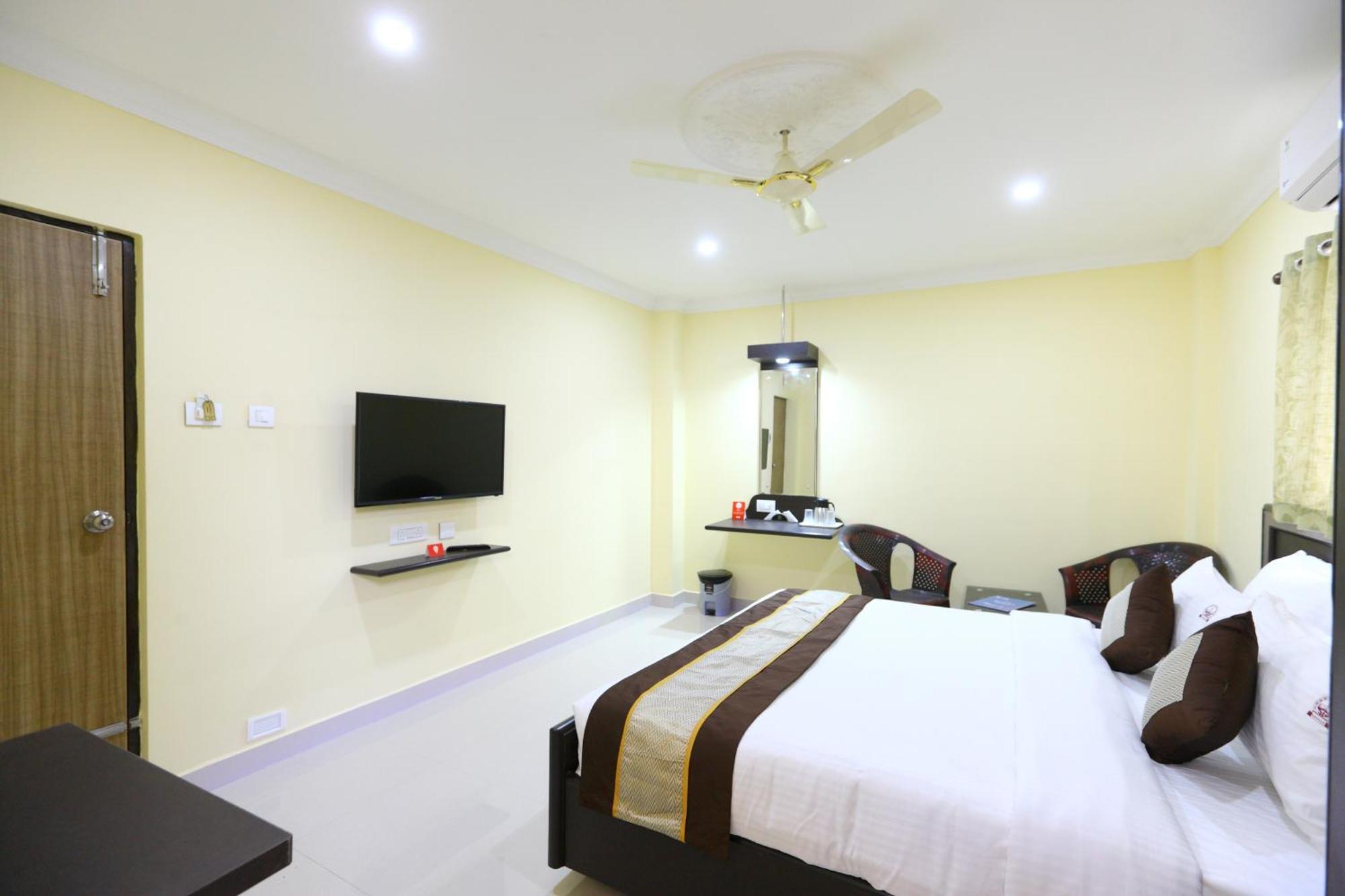 Hotel Salbala Inn - Near Airport Ченнаи Экстерьер фото