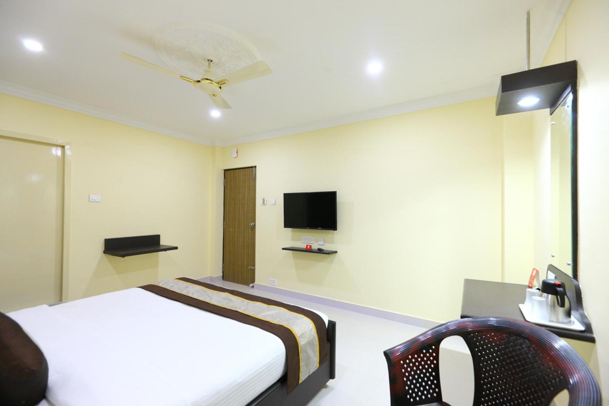 Hotel Salbala Inn - Near Airport Ченнаи Экстерьер фото