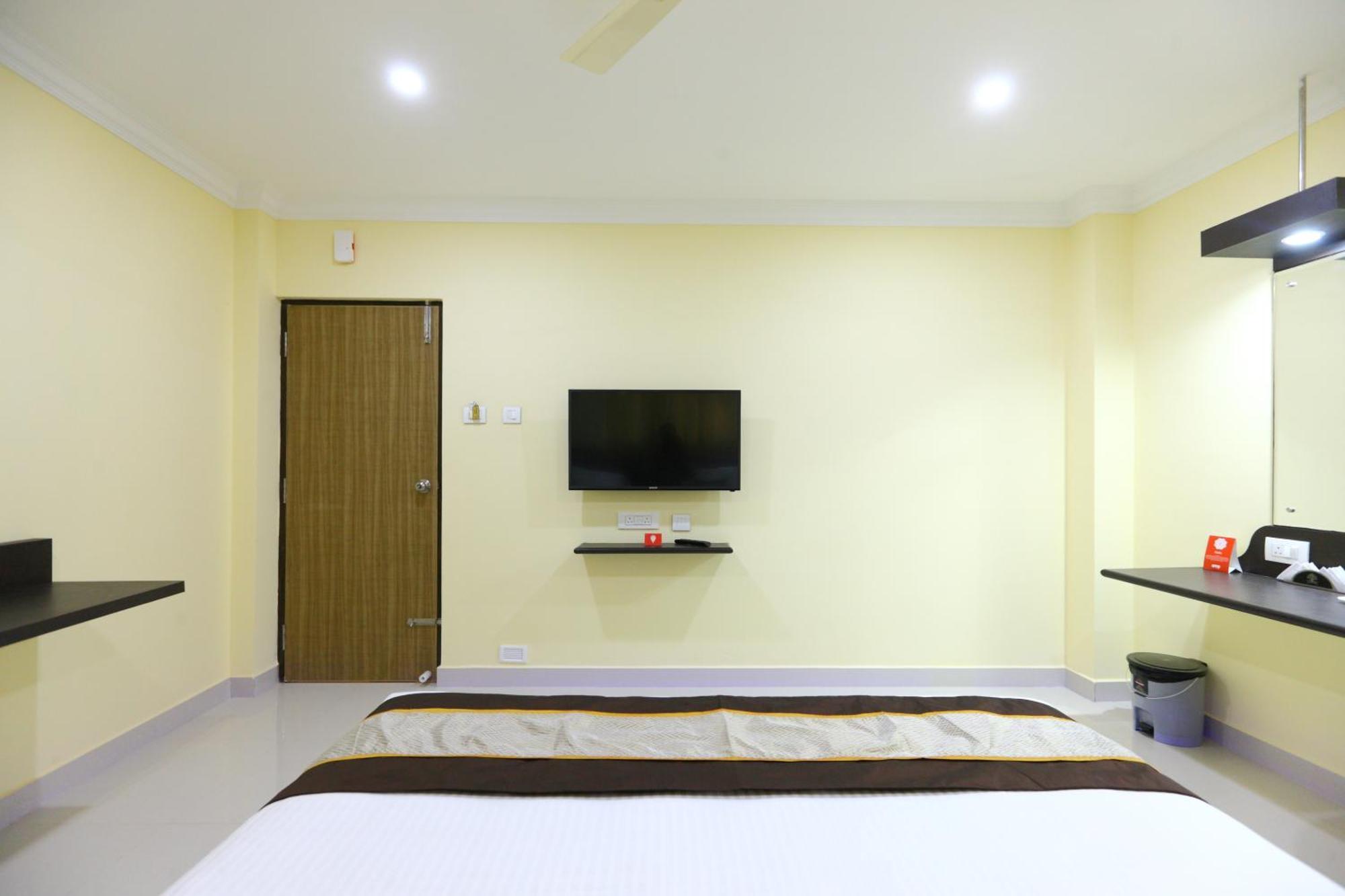 Hotel Salbala Inn - Near Airport Ченнаи Экстерьер фото
